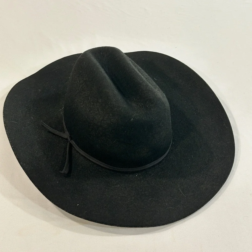 Cavender's Kids Cowboy Hat Black Felt Western Cattleman Crease XS 2XKIDBLK2C